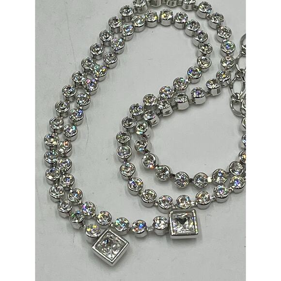 Authentic Swarovski Crystal Y
Necklace Silver Tone Drop Lariat Statement Jewelry - Picture 5 of 14